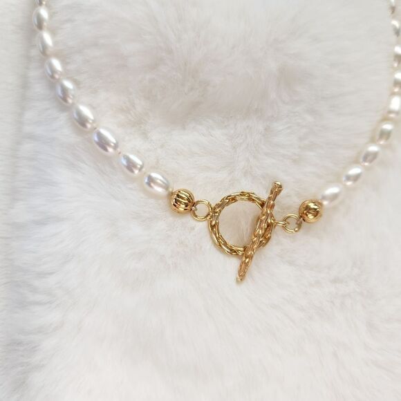 Handmade Pearl Necklace with Vermeil toggle clasp - Picture 3 of 4